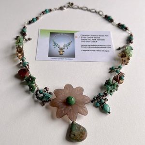 Flower Garden Necklace BRAND NEW
